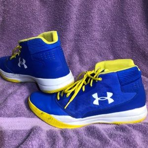 Size 11 blue and yellow under armour shoes